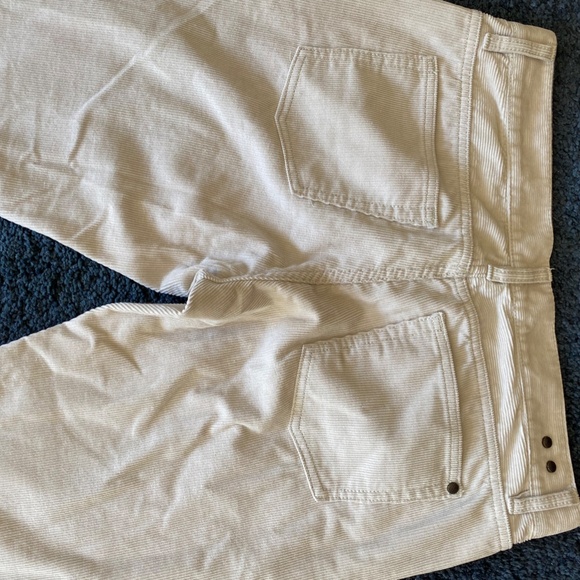 Cabi size 6 white corduroy's - Picture 7 of 7